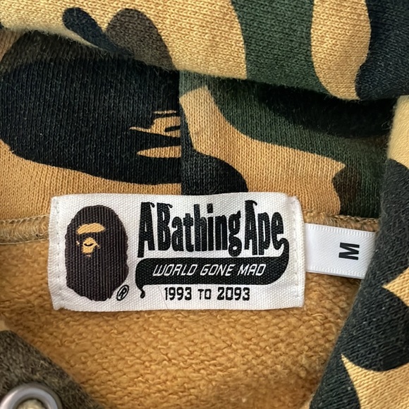 Bape hoodie - Picture 3 of 3